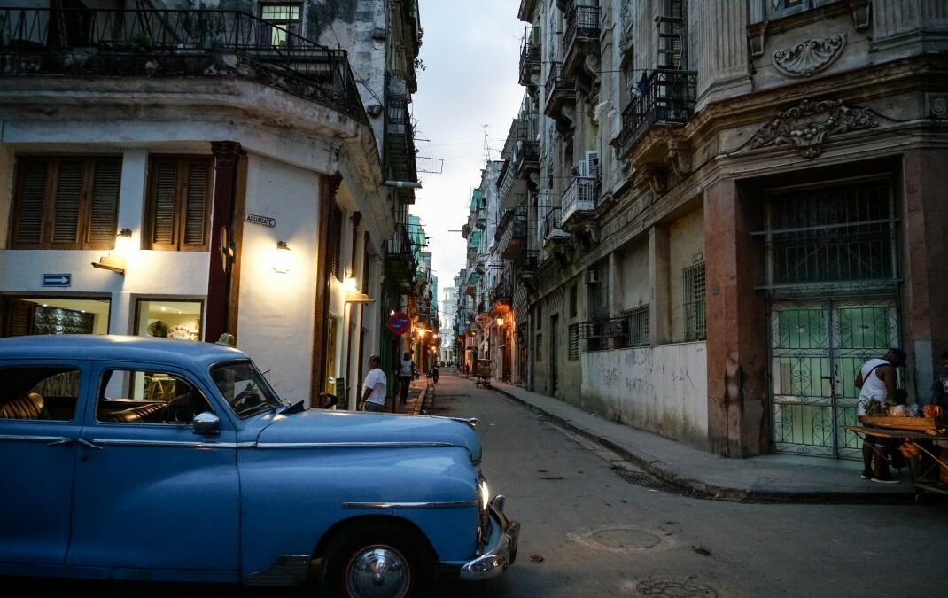 Travel Back in Time, a Guide to Havana – Cuba